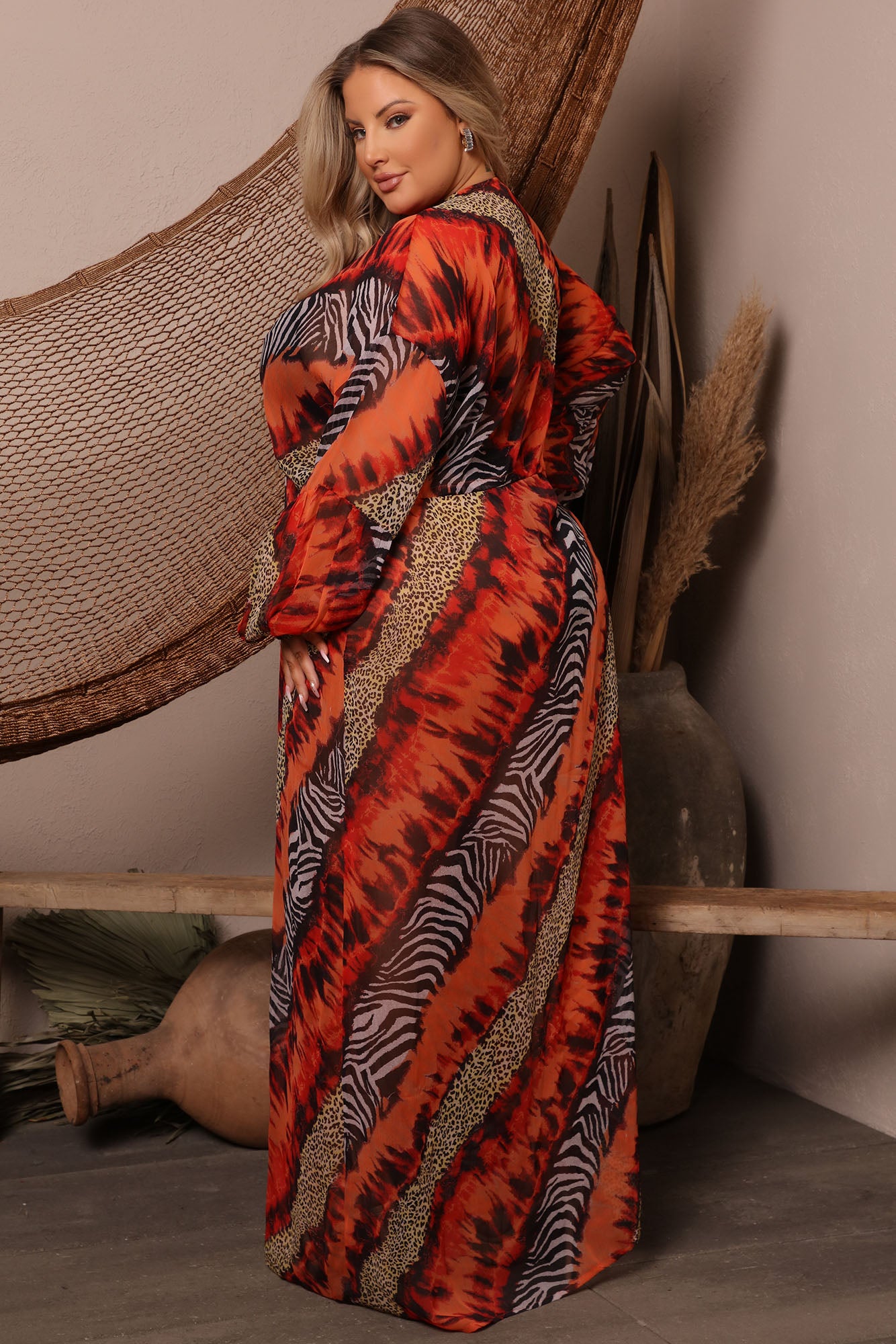 03-22-22Studio5_ME_CP_10-13-12_11_1001FAN_MultiColor_1227_PLUS_KL